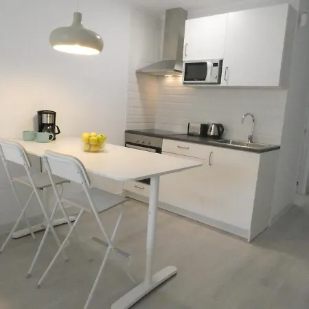 Sweet White In Arona Apartamento