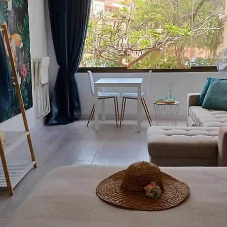 Sweet White In Arona Los Cristianos (Tenerife)